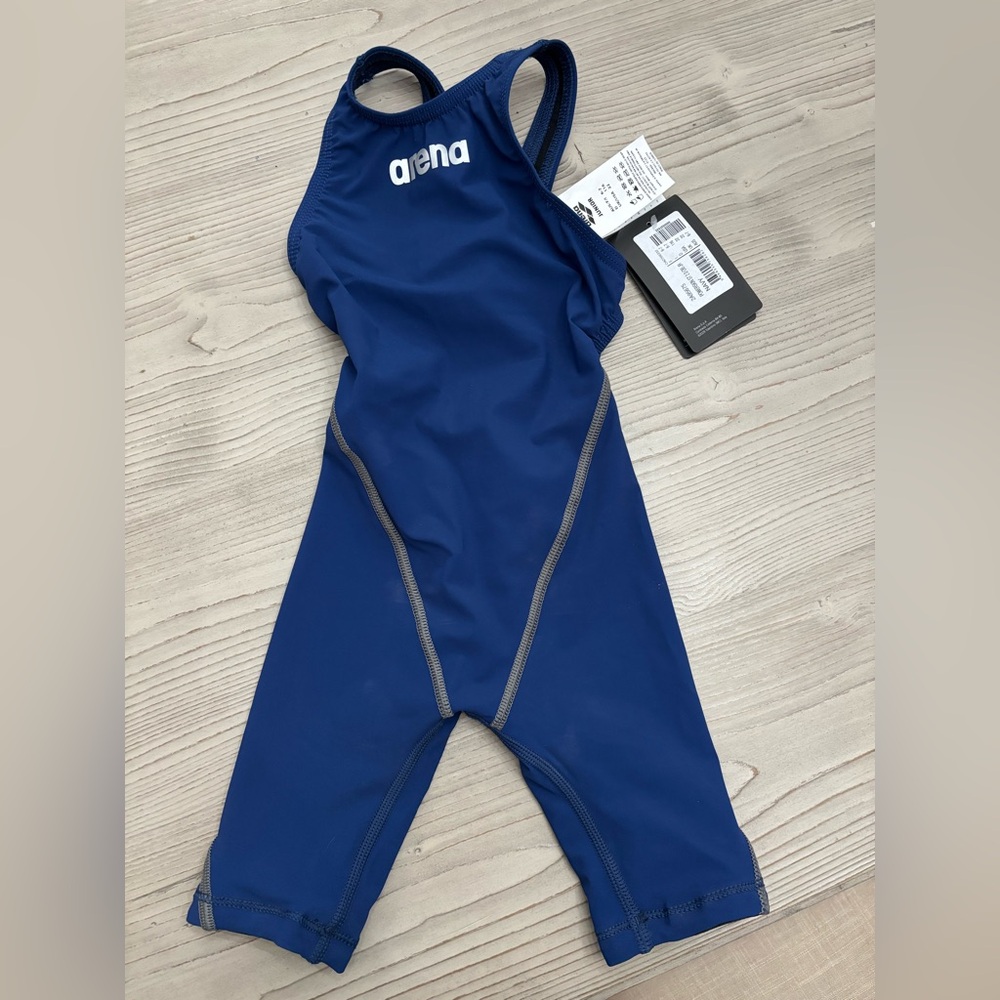 Arena youth size 22 Powerskin Tech Suit.